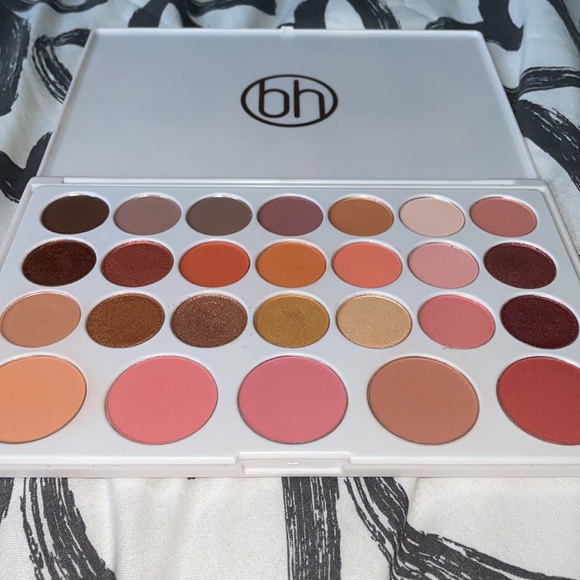 BH Cosmetics Palette - Picture 4 of 4